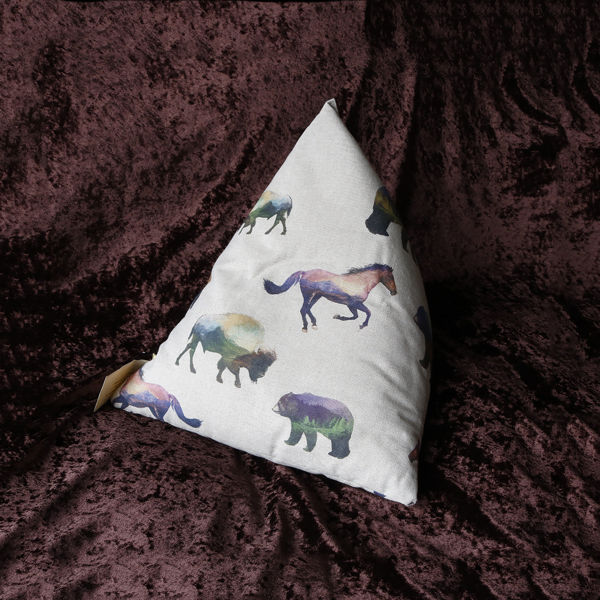 Picture of HORSES BEARS BISON ...iPad/e.Reader/Kindle/Book Cushion Pyramid bean bag -